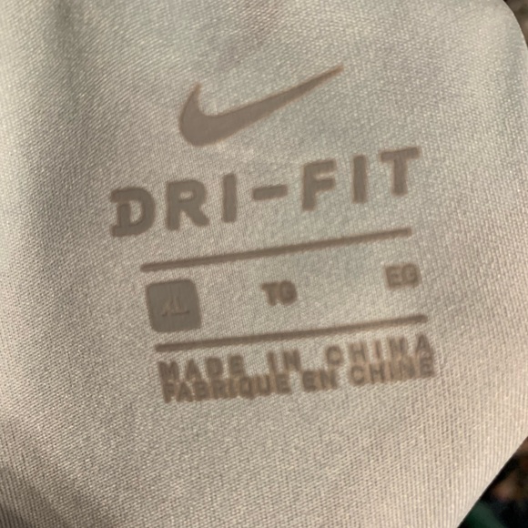 Nike Dri-fit tank YL - Picture 5 of 5